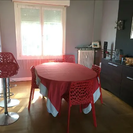 T4 Situe Au Centre Ville De Saint-dizier Апартаменты *